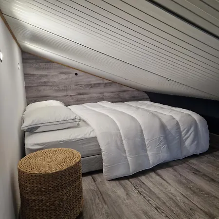 A 200m De La Avec Parking Gratuit Et Terrasse *