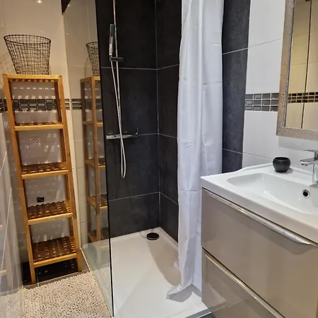 A 200m De La Avec Parking Gratuit Et Terrasse Berck