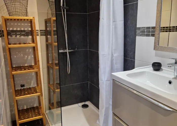 à 200m De La Avec Parking Gratuit Et Terrasse Berck